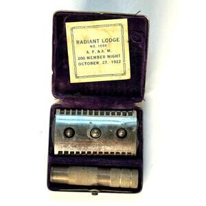Antique Gillette Safety Razor 1922 Metal Box from AF & AM Radiant Lodge 10500